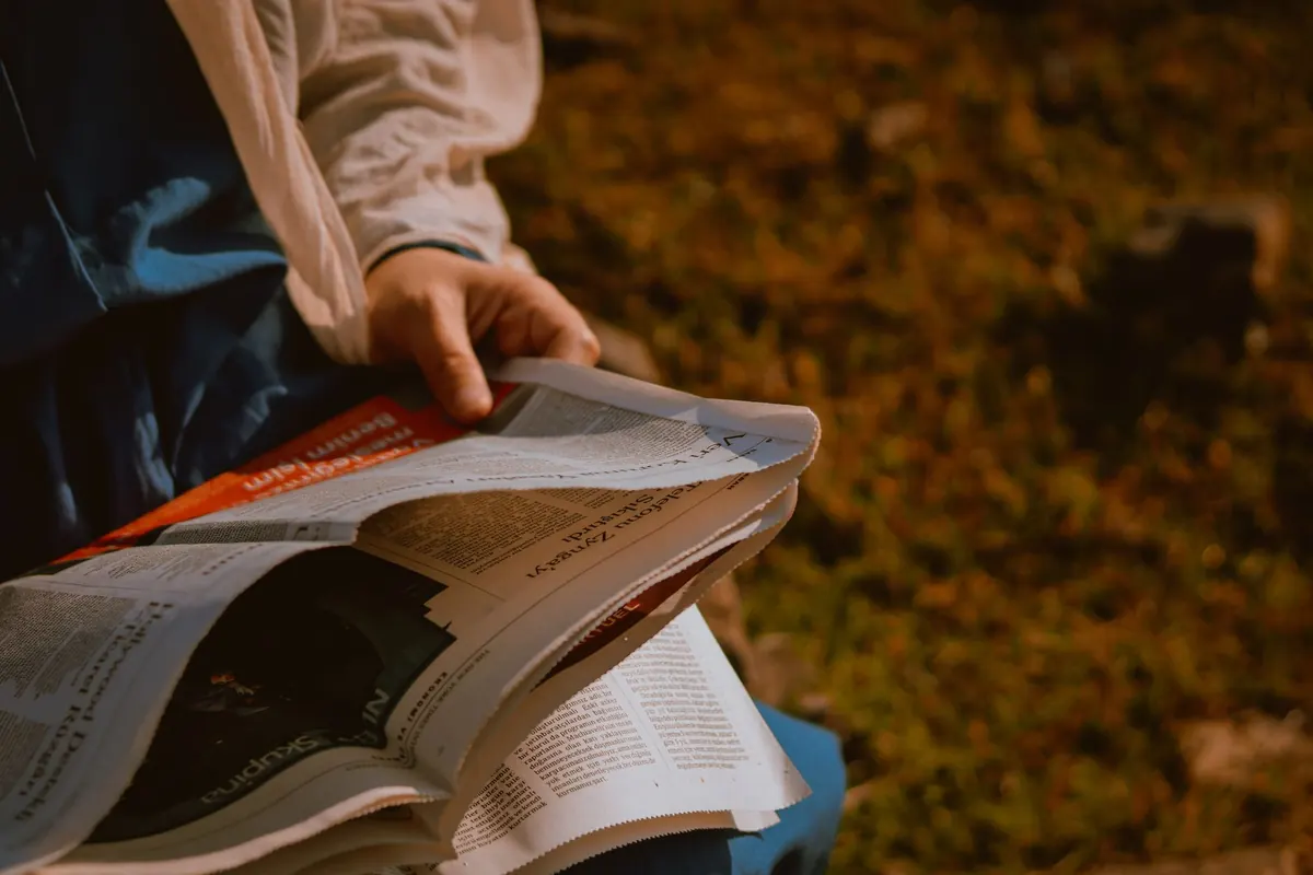 Headline, Lede, Nut Graf: A Beginner's Guide to Reading News Structure